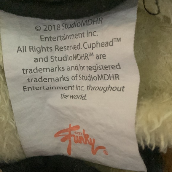 Cuphead Fleece throw blanket - Picture 3 of 3